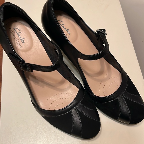 Clark’s Amber Light Mary Jane - Picture 1 of 5